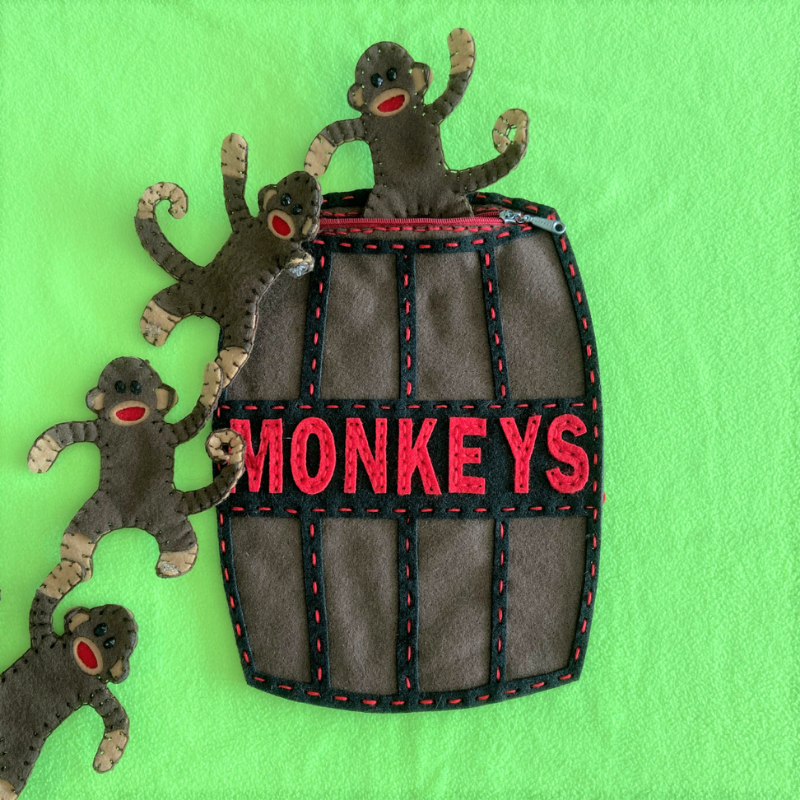 Felt Barrel of Monkeys Makit at Home Kit